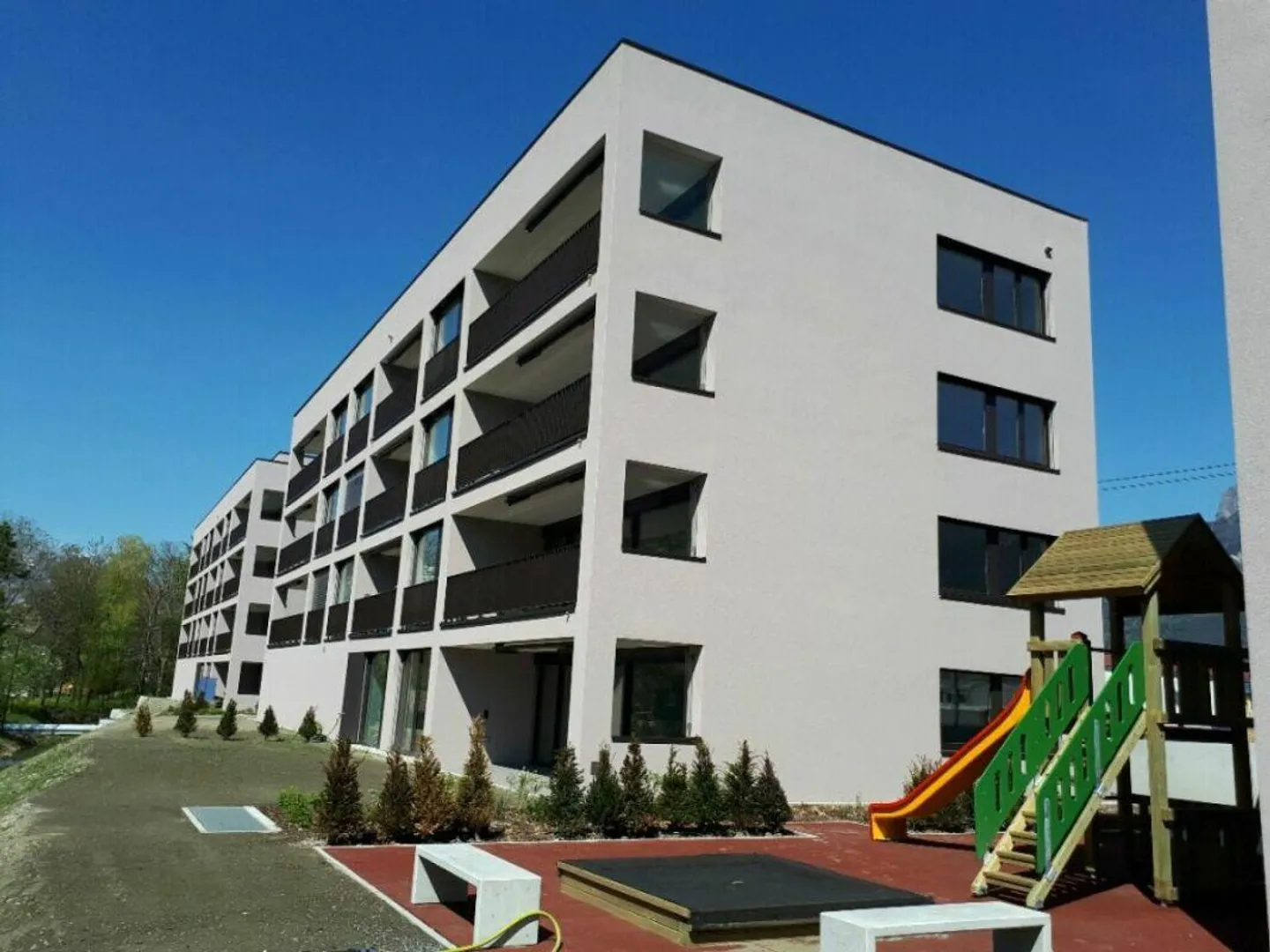 generous 3.5-room apartment with a view - Photo 13 of 13