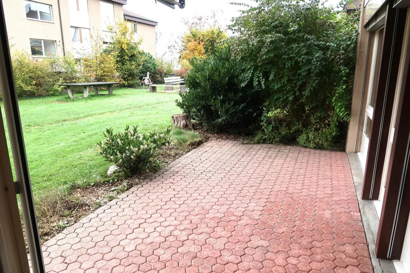 Ottimo appartamento per famiglie con patio - Foto 7 di 9