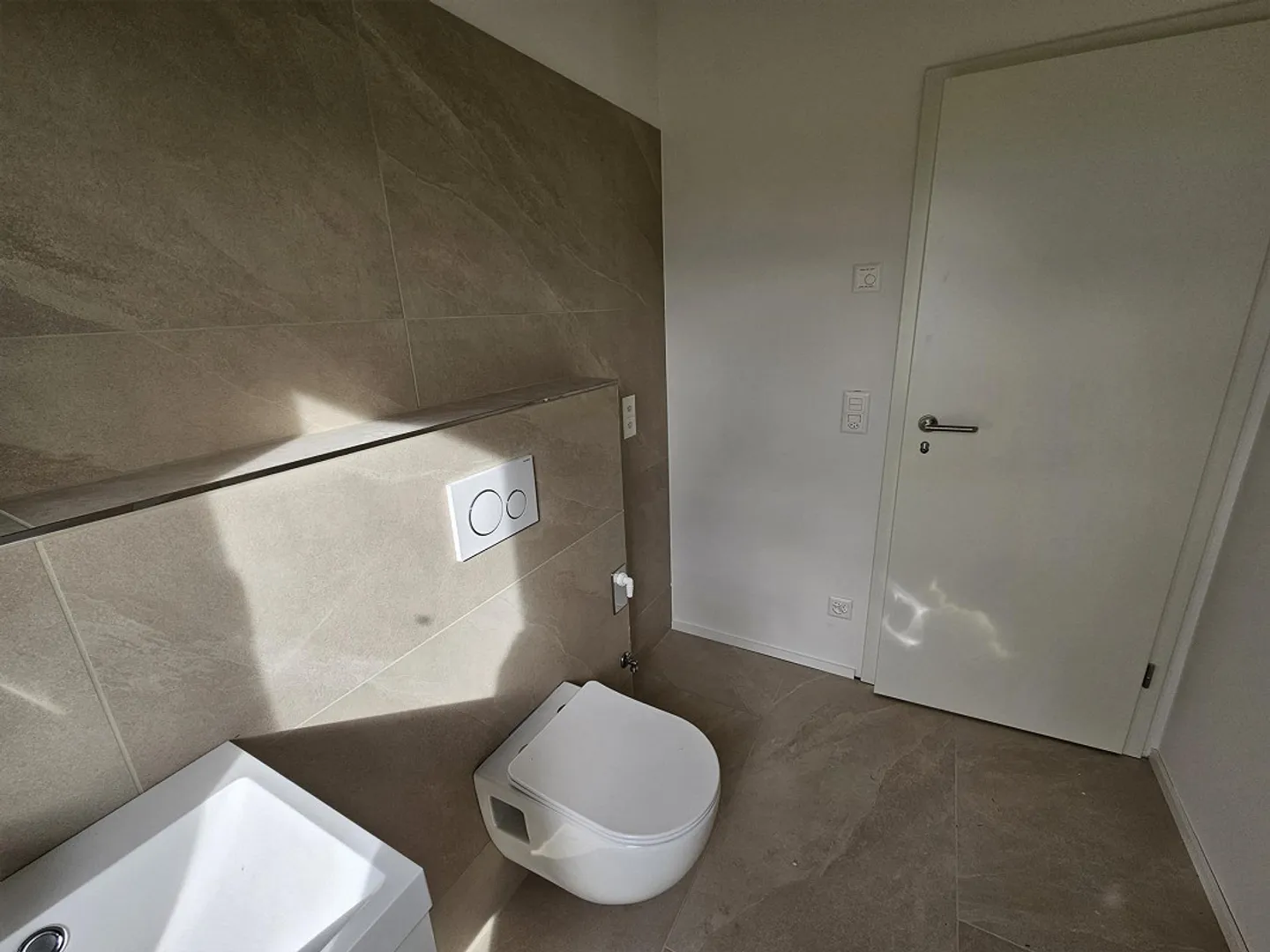 Prima locazione - esclusivo appartamento di 5 ½ stanze con vista lago mozzafiato - Foto 19 di 19
