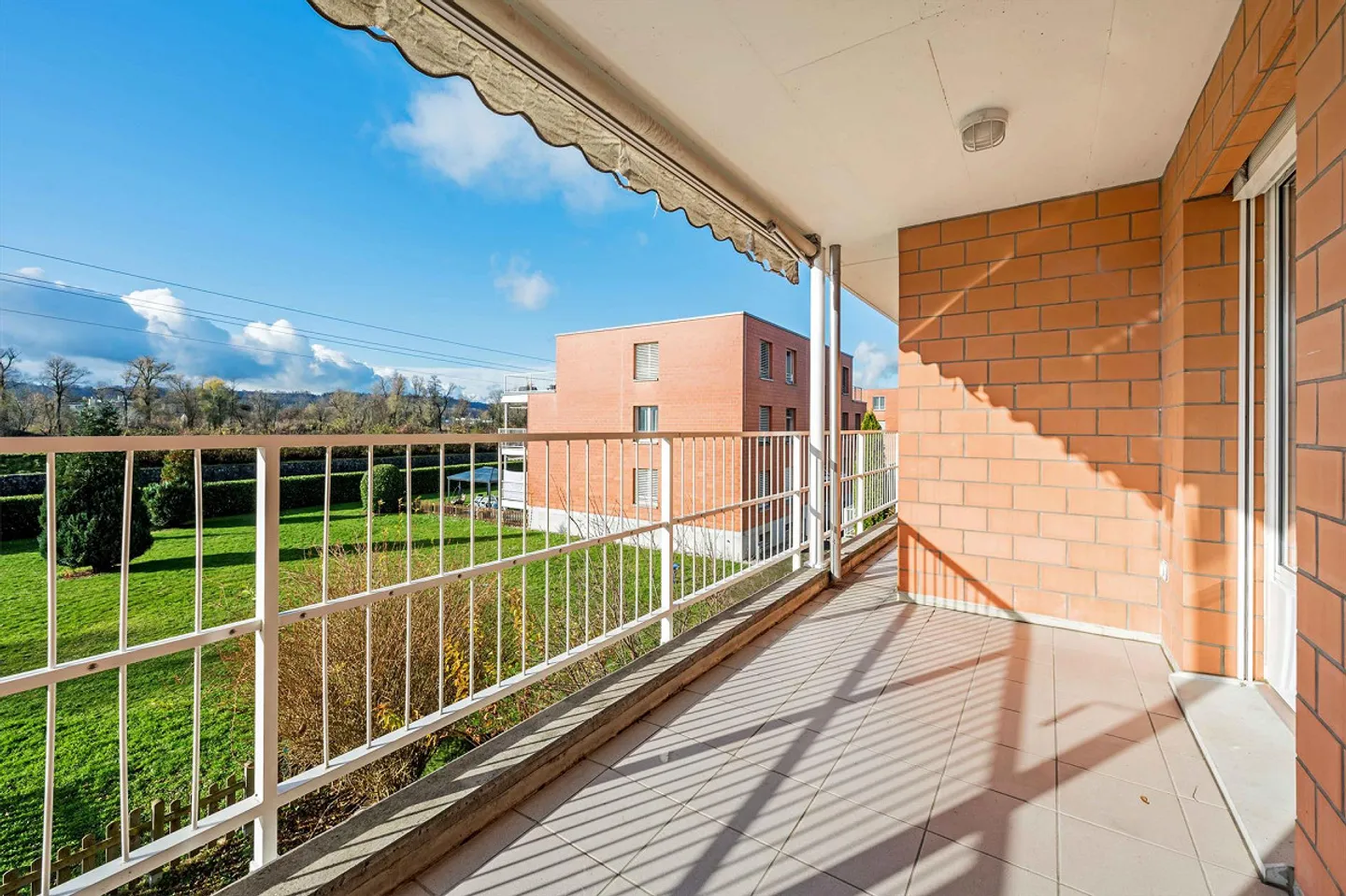 Tranquillo e centrale, direttamente al serbatoio di Klingnau - Foto 10 di 12