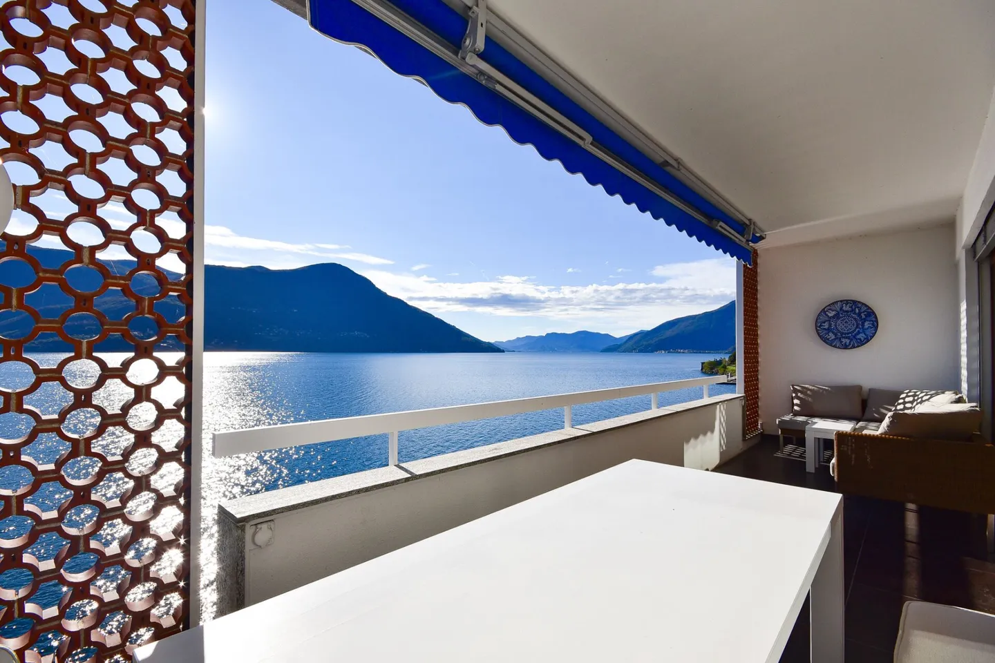 BRISSAGO - Appartamento sul lago con posto barca e motoscafo. - Foto 2 di 16
