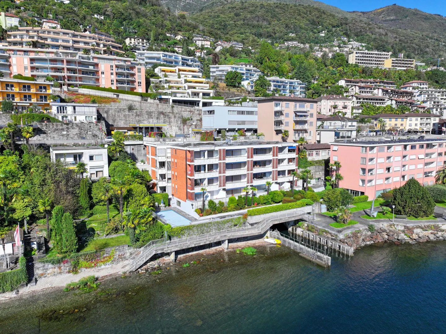 BRISSAGO - Appartamento sul lago con posto barca e motoscafo. - Foto 6 di 16