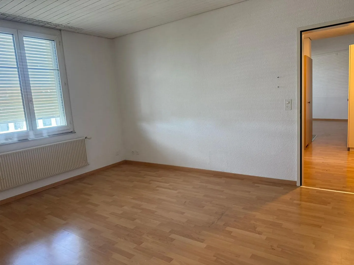 Charmante Wohnung mit Terrasse - Foto 3 von 5