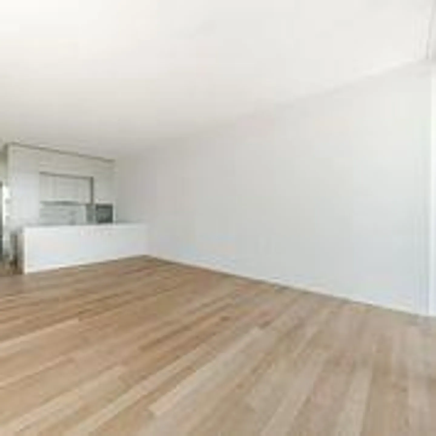 Appartamento Duplex Moderno con Balconi - Foto 9 di 16