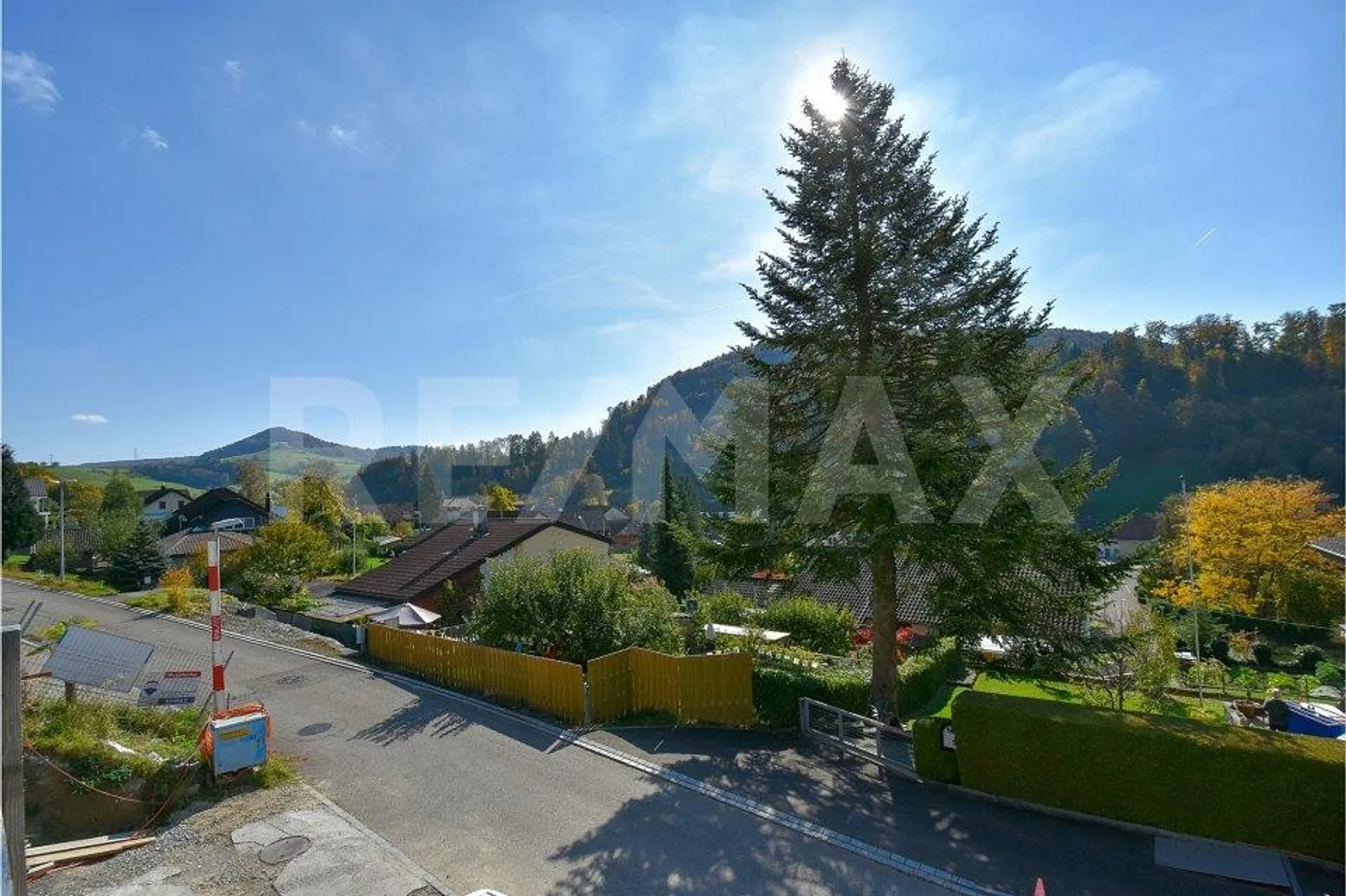 Elegant terrace house in first occupancy with beautiful view - Photo 1 of 10