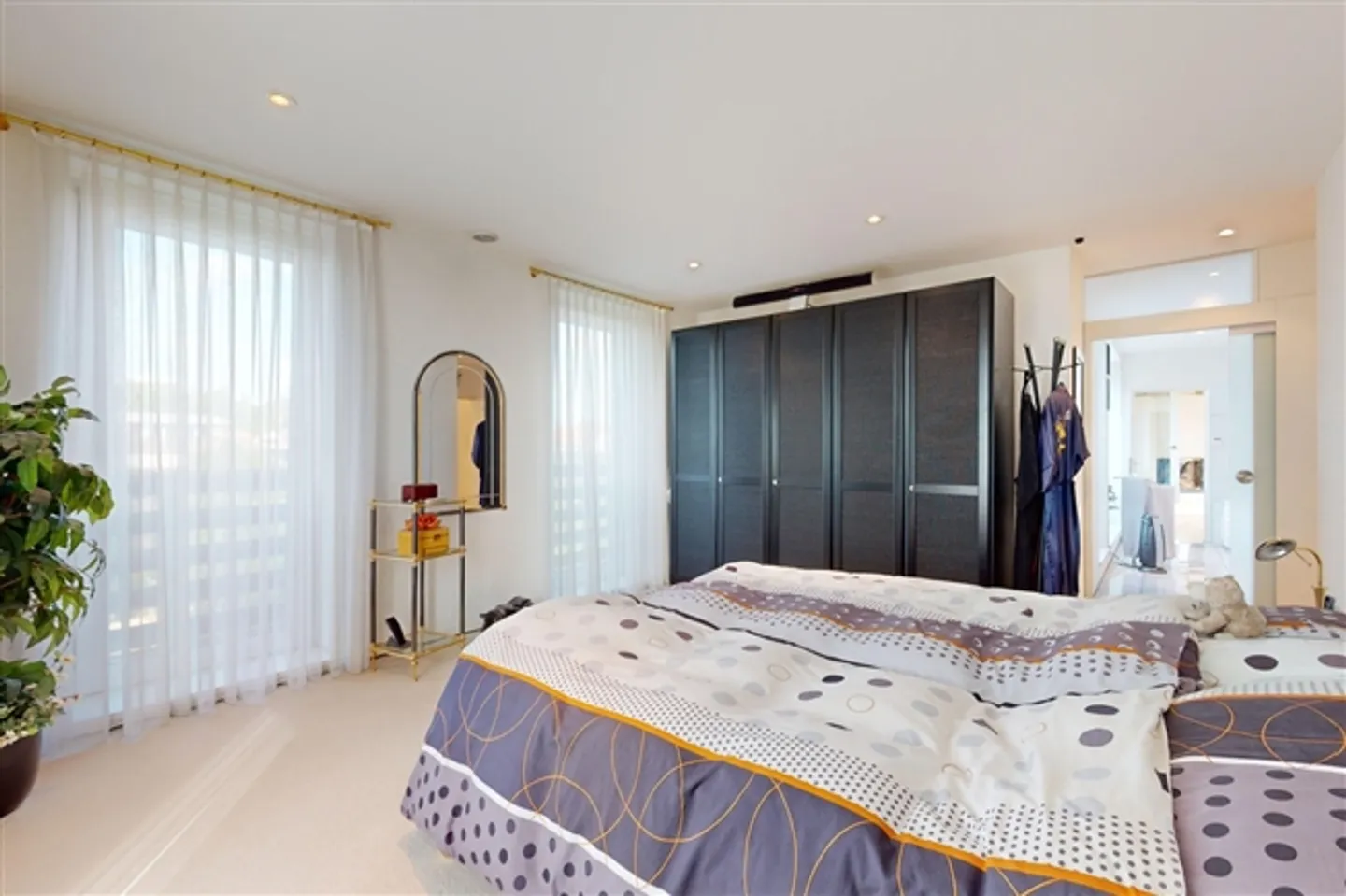 «Exklusive 300 m² Penthouse-Wohnung mit privatem Lift Wallisellen» - Foto 10 von 13