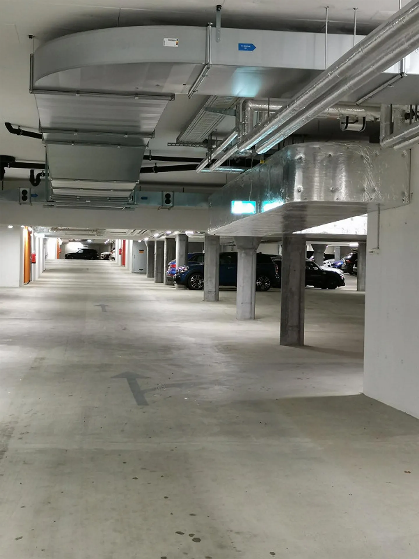 Parking Spaces in Esslingen - Photo 1 of 2