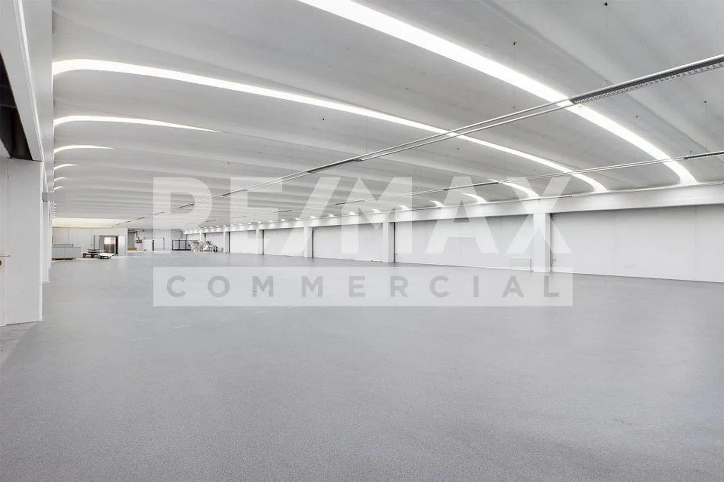 Zu vermieten ist ein Teil einer 600 m² großen Gewerbefläche im zweiten Stock in Cadenazzo - Foto 13 von 13