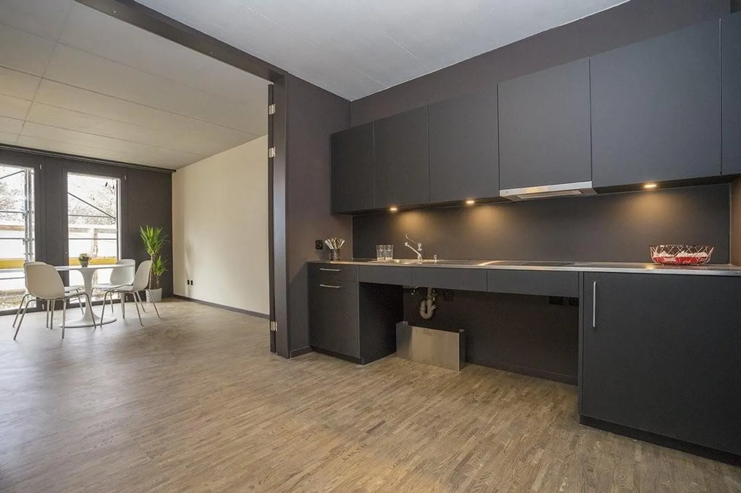 Appartement moderne 1,5 pièces à Rossfeld - Photo 5 sur 12