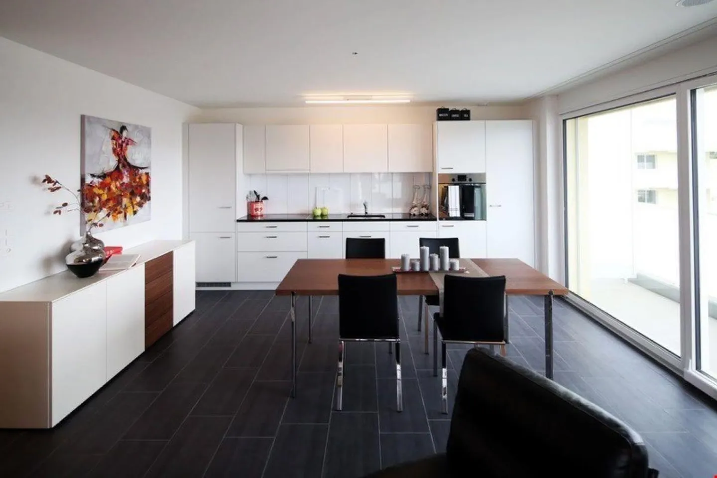 Ampio appartamento di 4,5 stanze in standard di proprietà - Foto 5 di 13