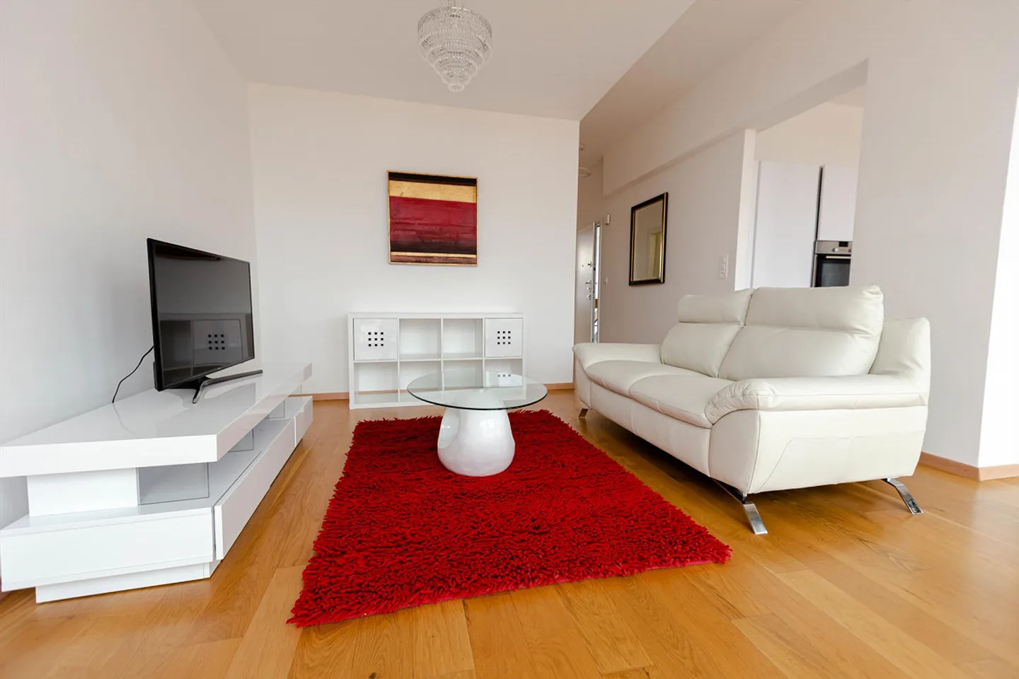 Luxuriöse möblierte 2.5-Zimmer-Wohnung mit Service im Zentrum von Biel - Foto 1 von 16