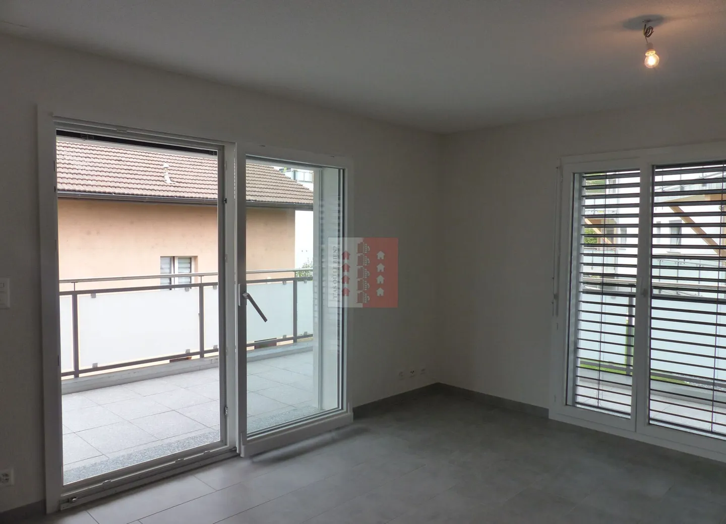 Investment opportunity near the center of Fully - Photo 3 of 18