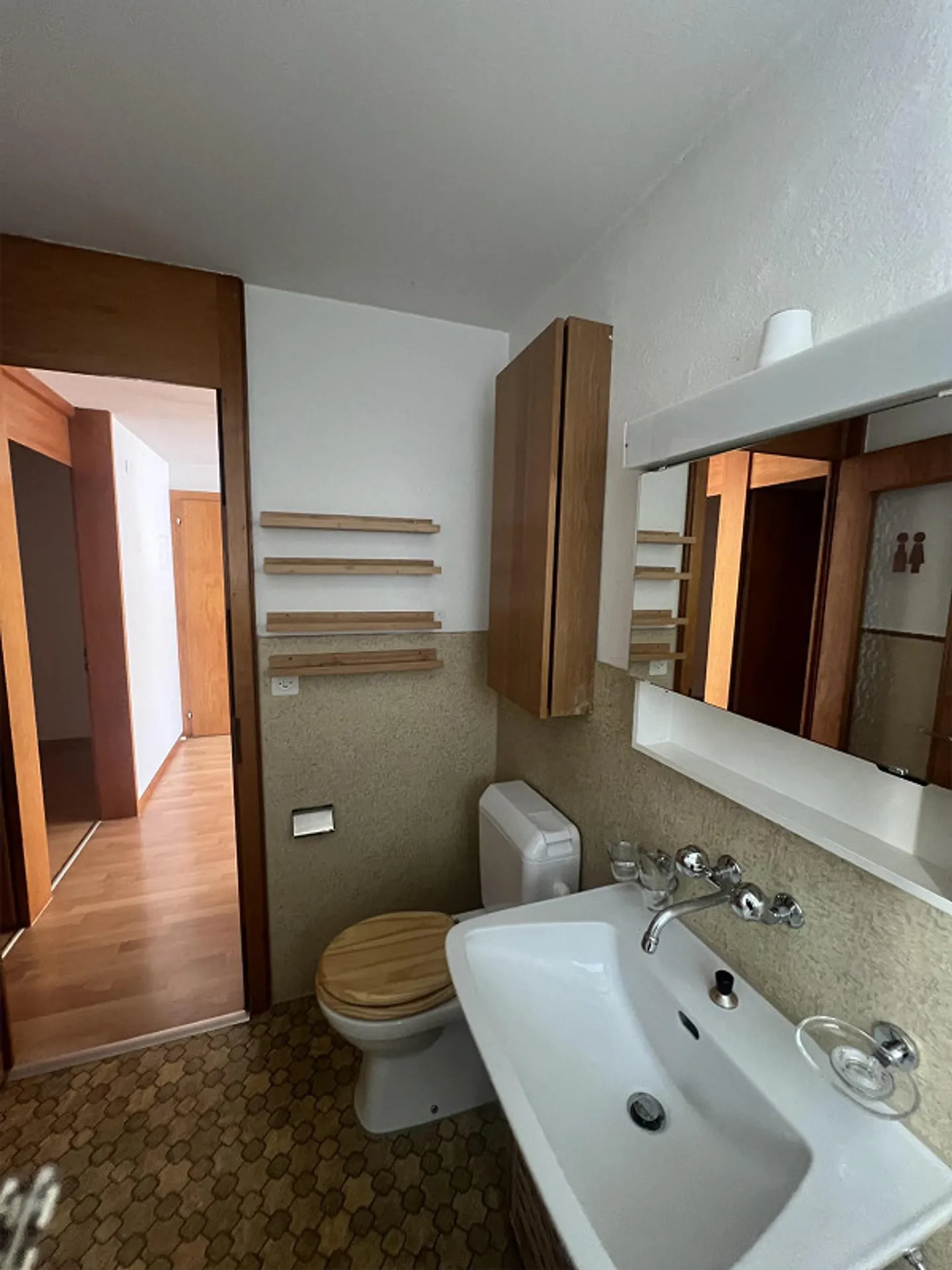 3.5 Room Apartment Temporary - Photo 7 of 10
