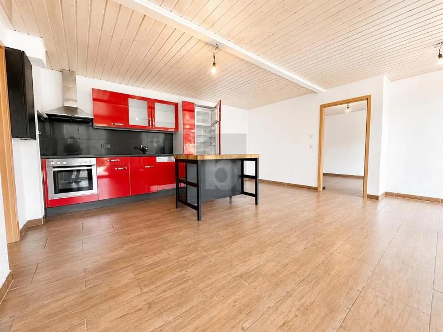 Appartement Charmant avec Jardin - Photo 3 sur 6