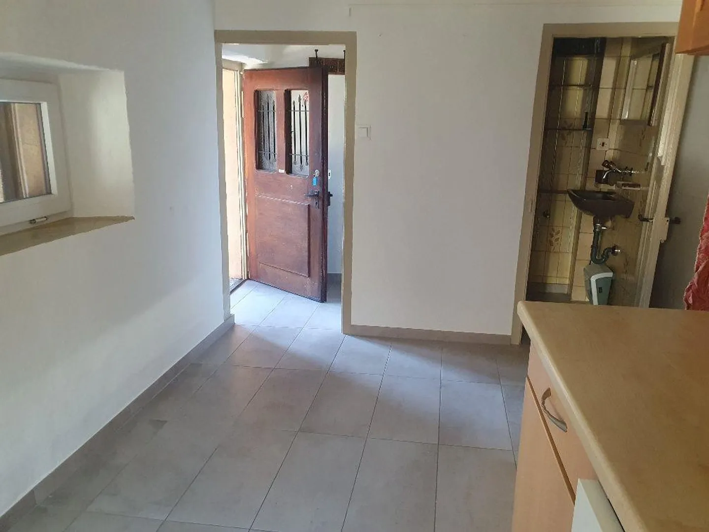 Wohnung in einem Dorfhaus | Zu ergreifen! - Foto 2 von 13