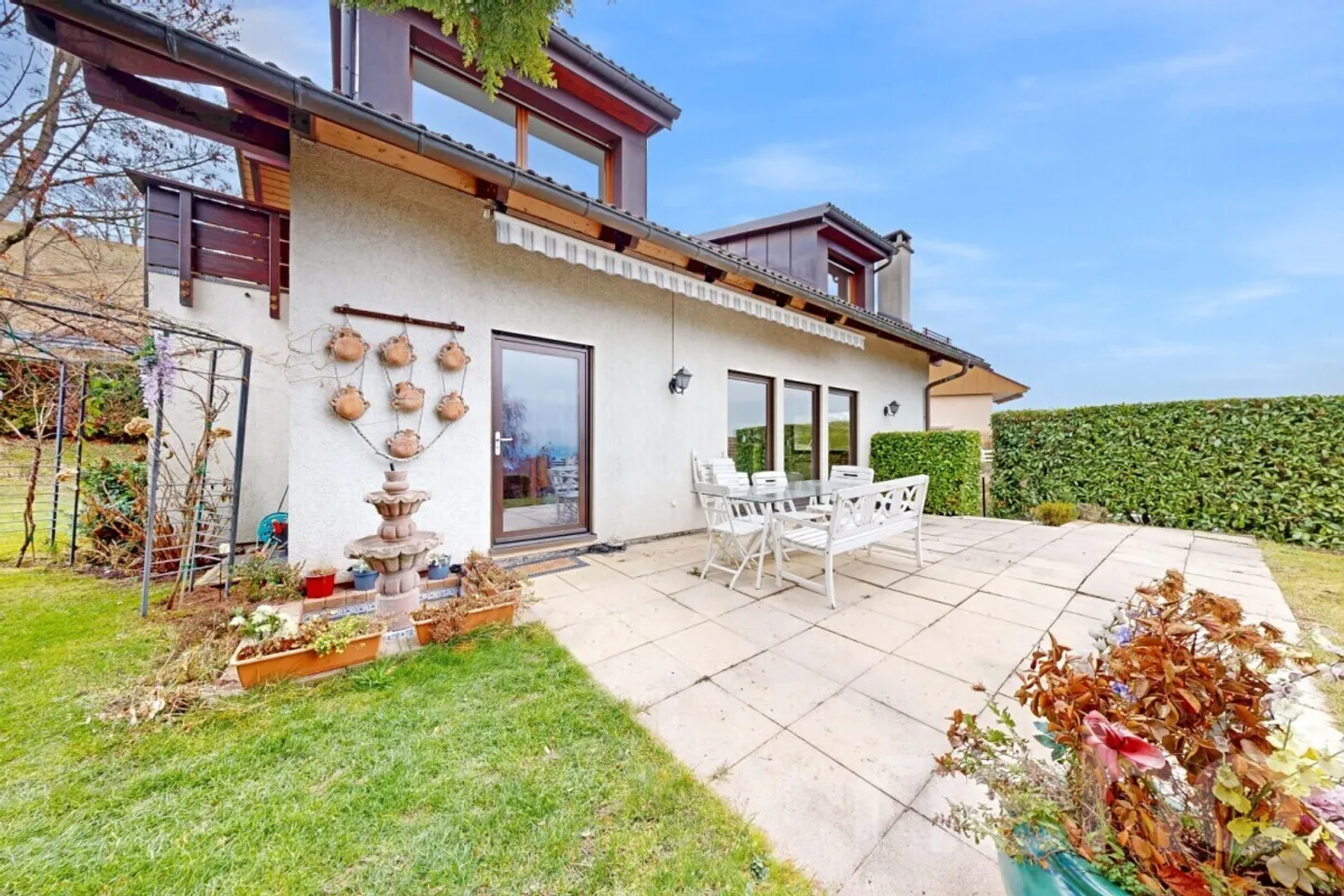 Maison familiale polyvalente à Saint-Légier - Photo 3 sur 13