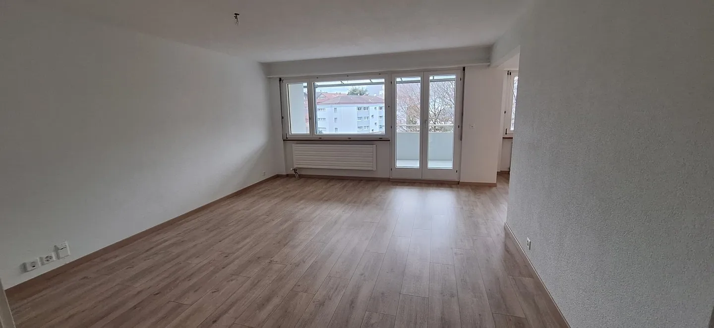 Affordable Living Space in Wimmis - Photo 4 of 6