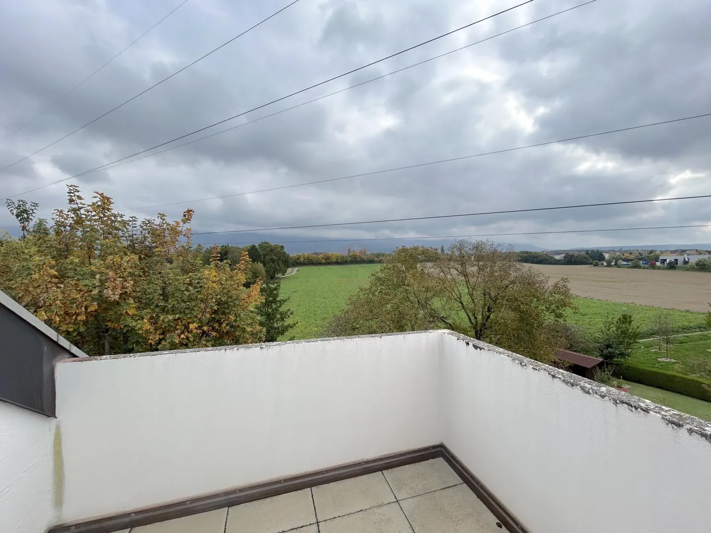 Attico di 4 stanze di 91m2 PPE in una posizione tranquilla con vista libera - Foto 4 di 7