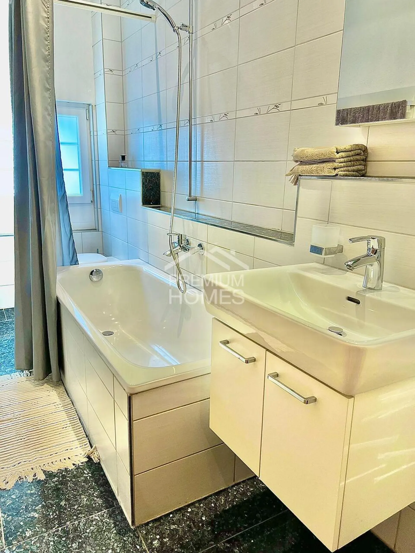 Charmante Haushälfte mit Charakter - Foto 3 von 8