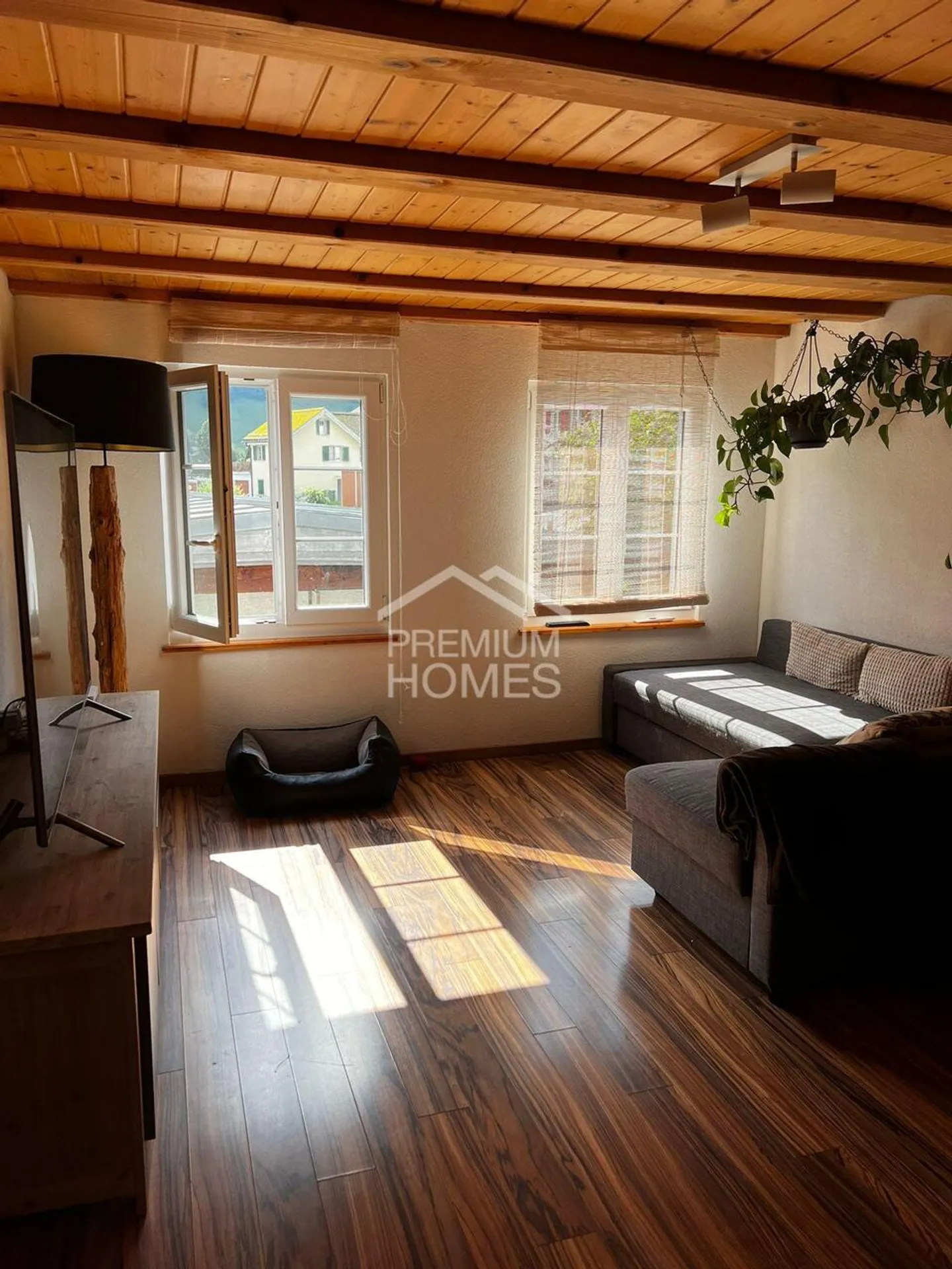 Charmante Haushälfte mit Charakter - Foto 2 von 8