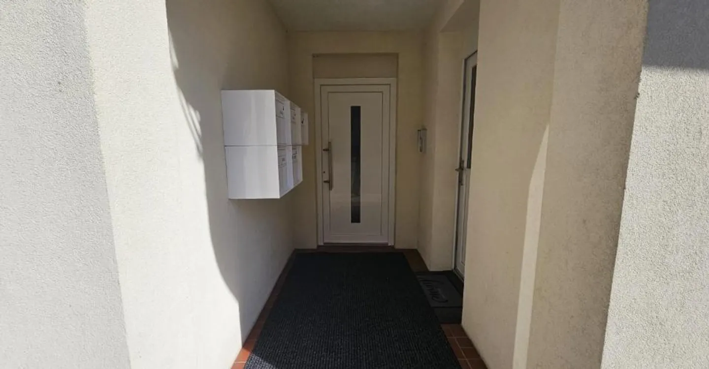 For rent in the center of Delémont commercial space - Photo 10 of 13