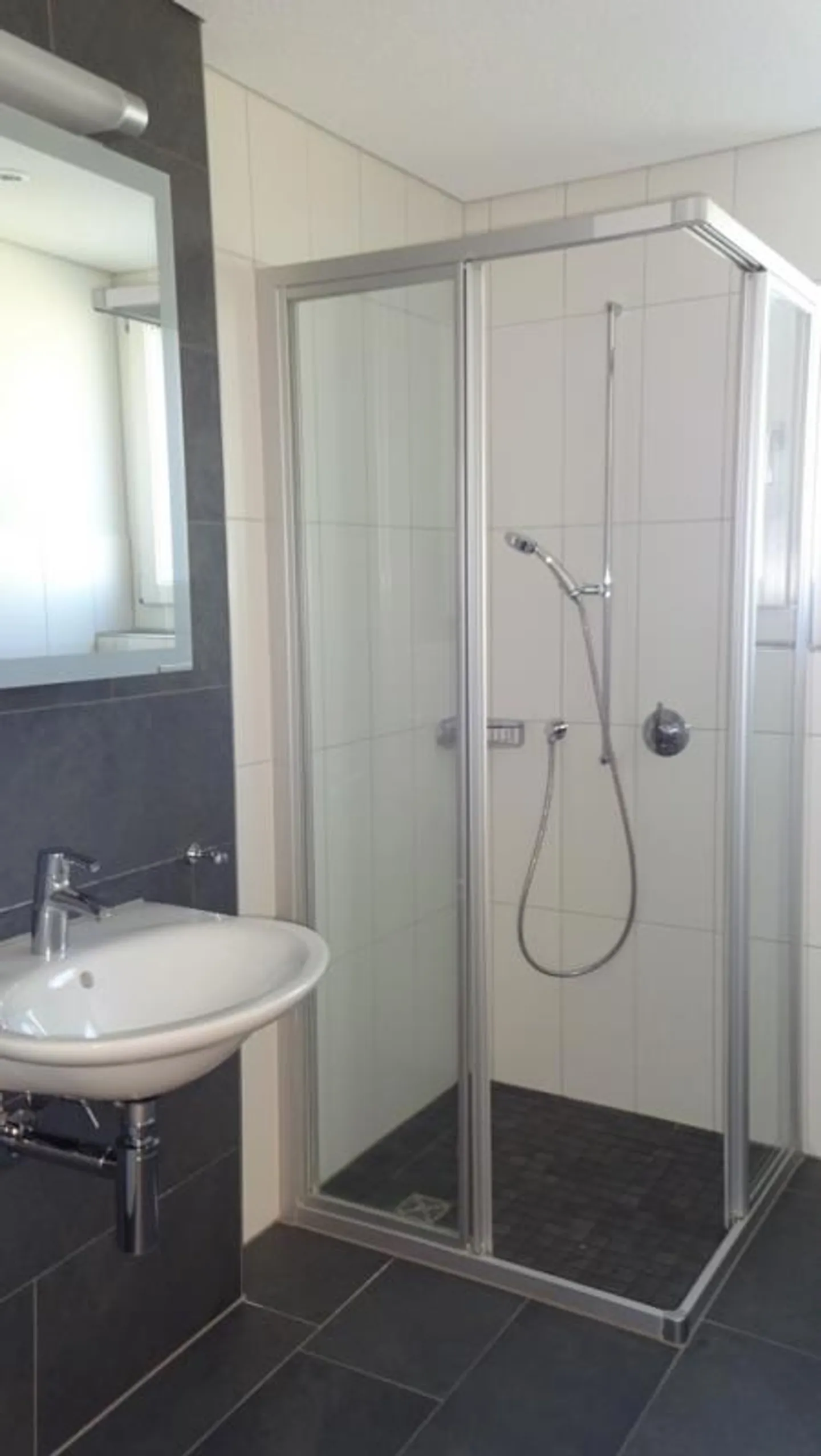 Modernes Attikawohnung in zentraler Lage - Foto 5 von 9