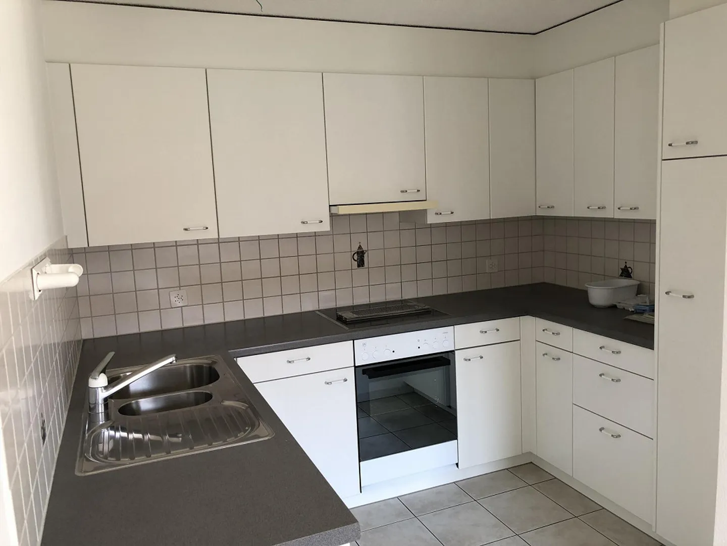 Appartamento attraente di 3,5 stanze con area giardino - Foto 4 di 10