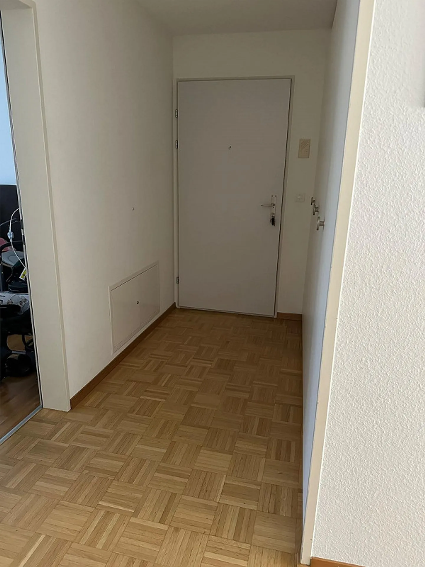 Appartamento attraente di 3,5 stanze con area giardino - Foto 6 di 10