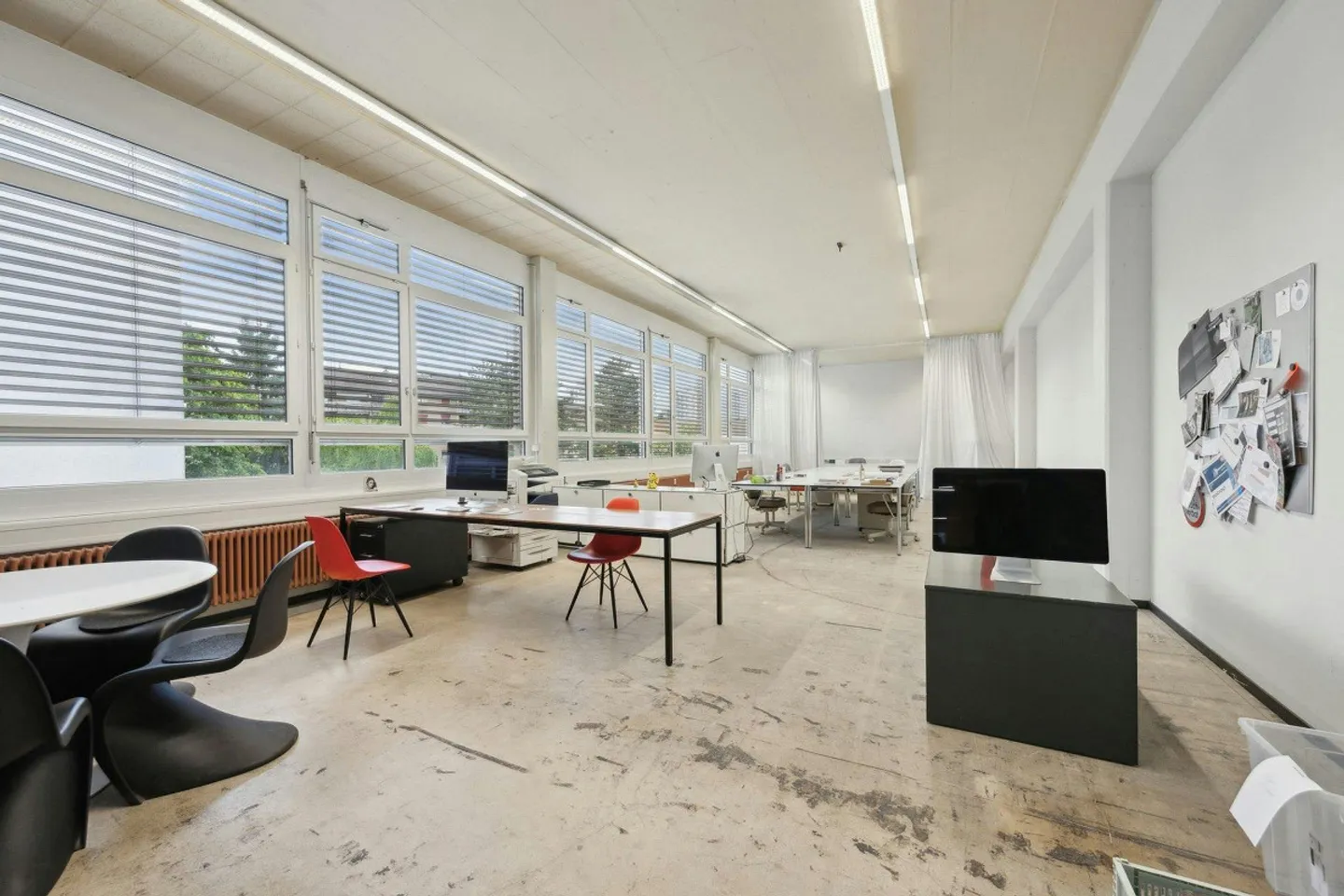 Industrial Gewerbefläche in Birsfelden - Gewerbe/Büro und Lager unter einem Dach! - Foto 3 von 13