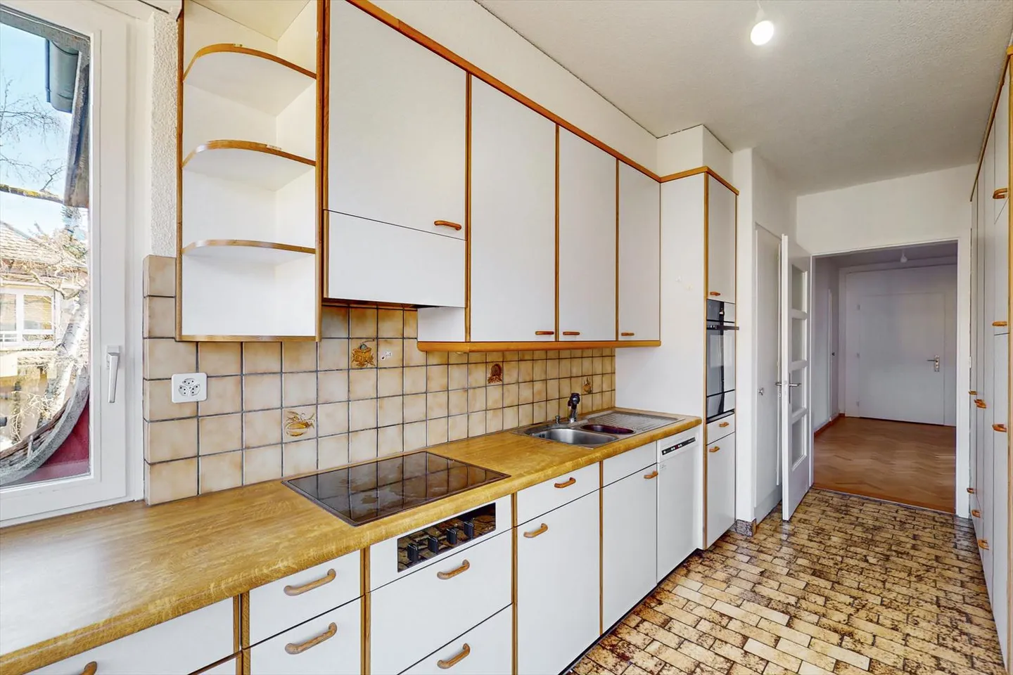 Zentrale Wohnung mit viel Raum zum Wohlfühlen! - Foto 7 von 10