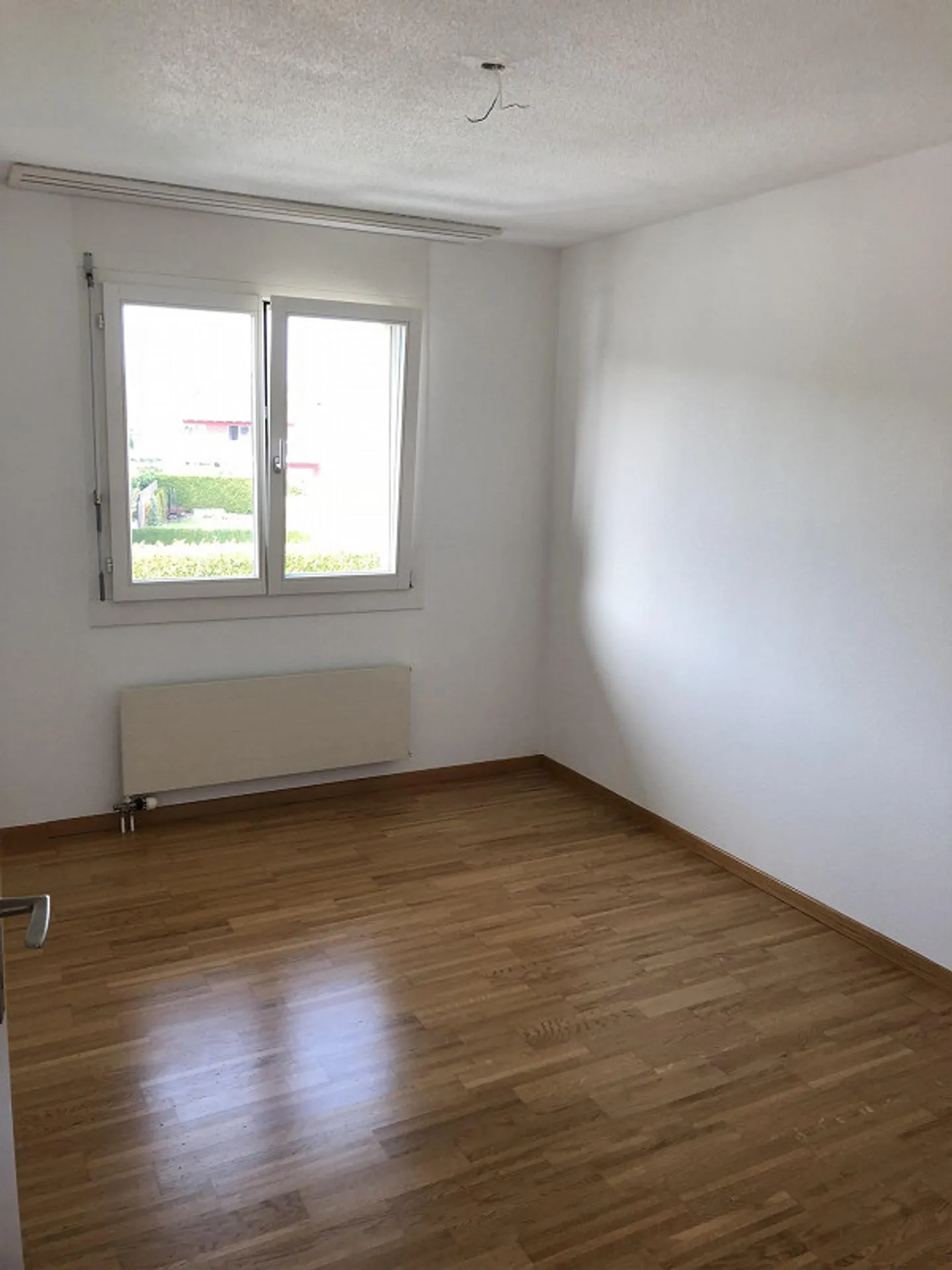 Appartamento attraente di 3,5 stanze con area giardino - Foto 9 di 10