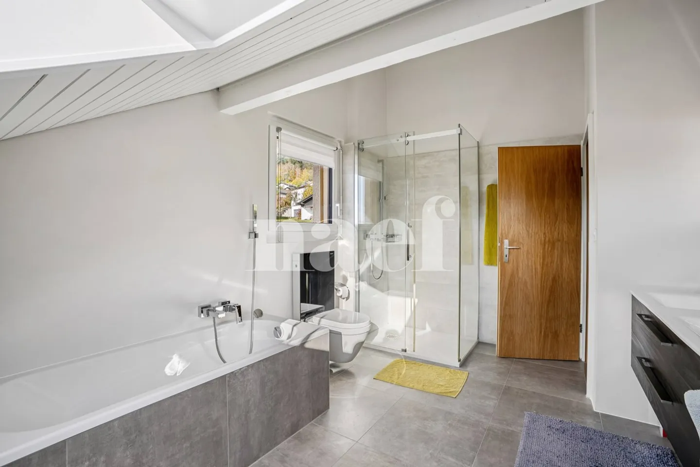 Geräumige 5-Zimmer-Duplexwohnung - Foto 8 von 11