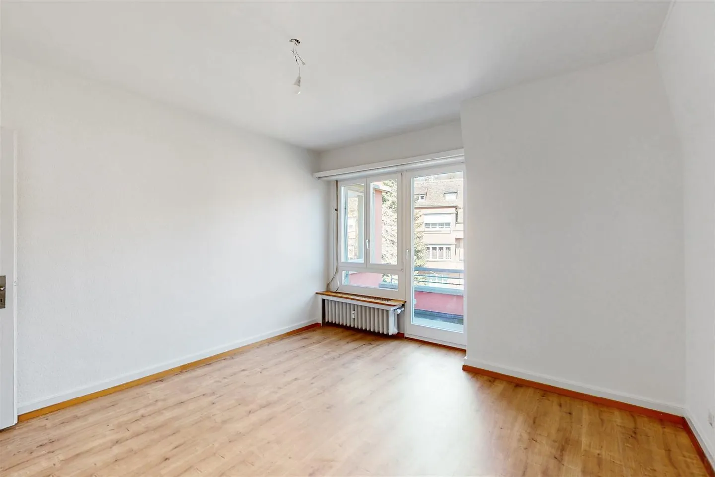Zentrale Wohnung mit viel Raum zum Wohlfühlen! - Foto 5 von 10