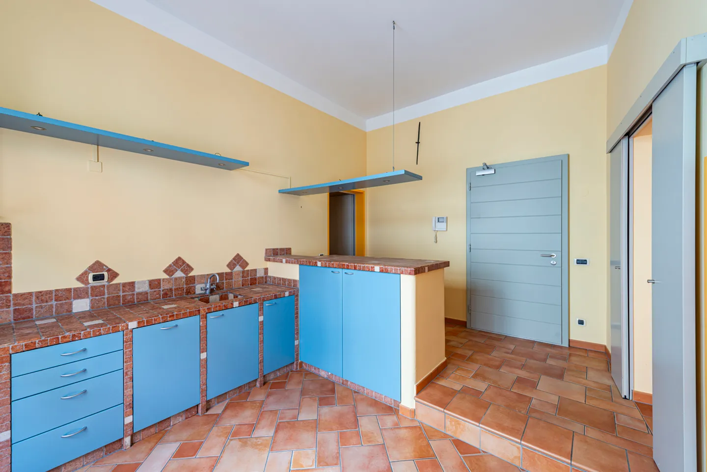 Bright office in the heart of Mendrisio - Photo 6 of 16
