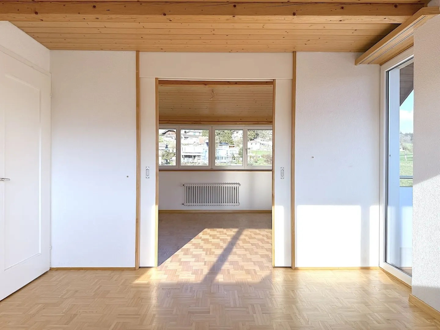 Cozy 3-Room Attic Apartment - Photo 8 of 13