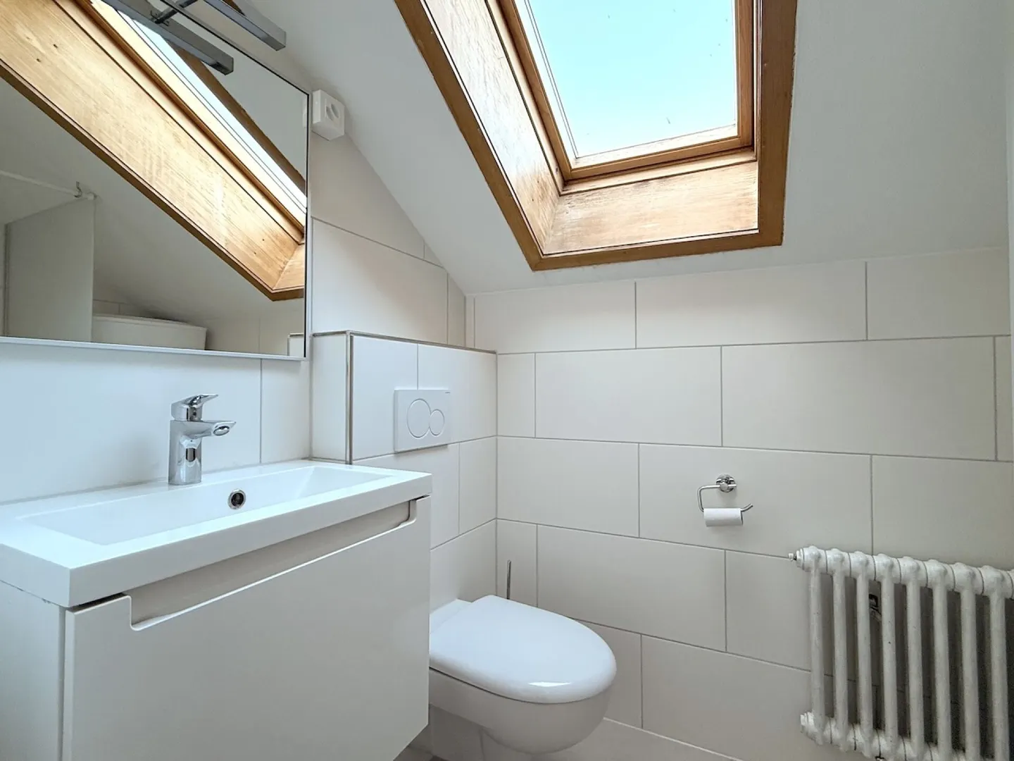 Cozy 3-Room Attic Apartment - Photo 12 of 13
