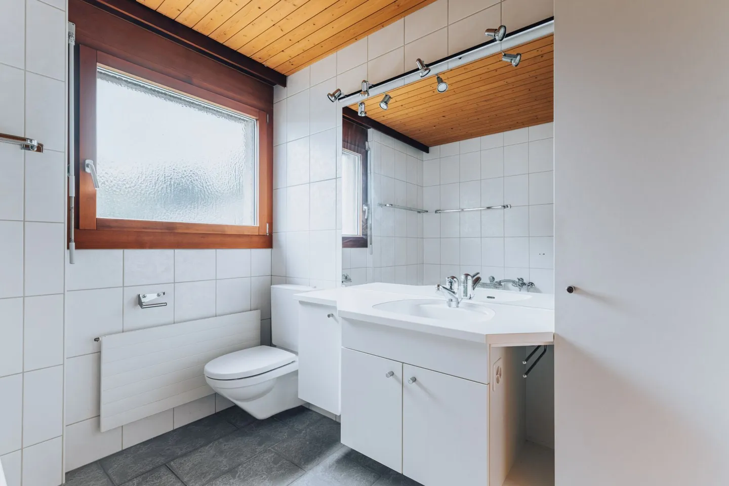 Charmantes Doppelhaus in Ruhiger Lage - Foto 11 von 14