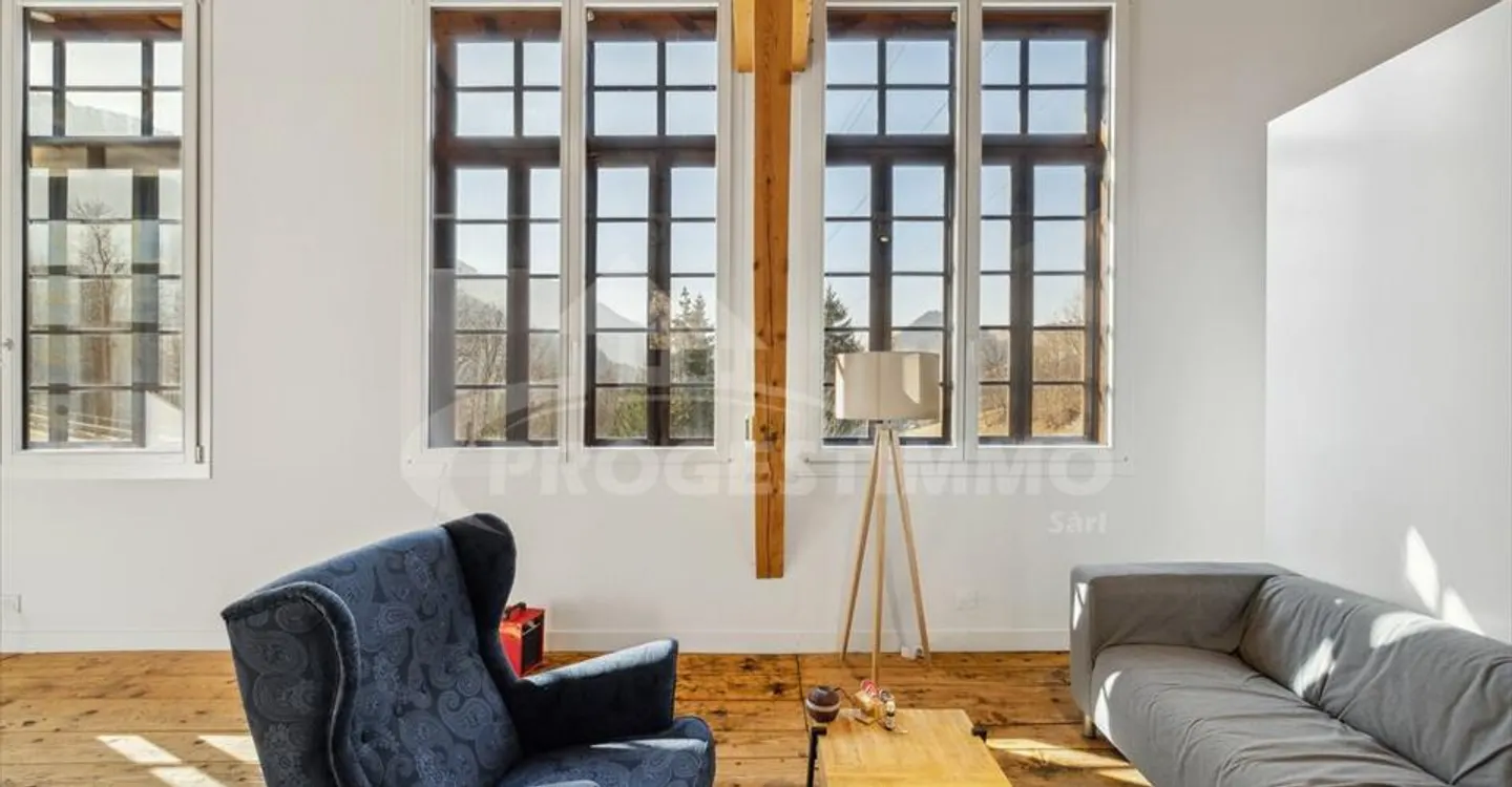 Modern Commercial Space for Rent - Photo 2 of 10