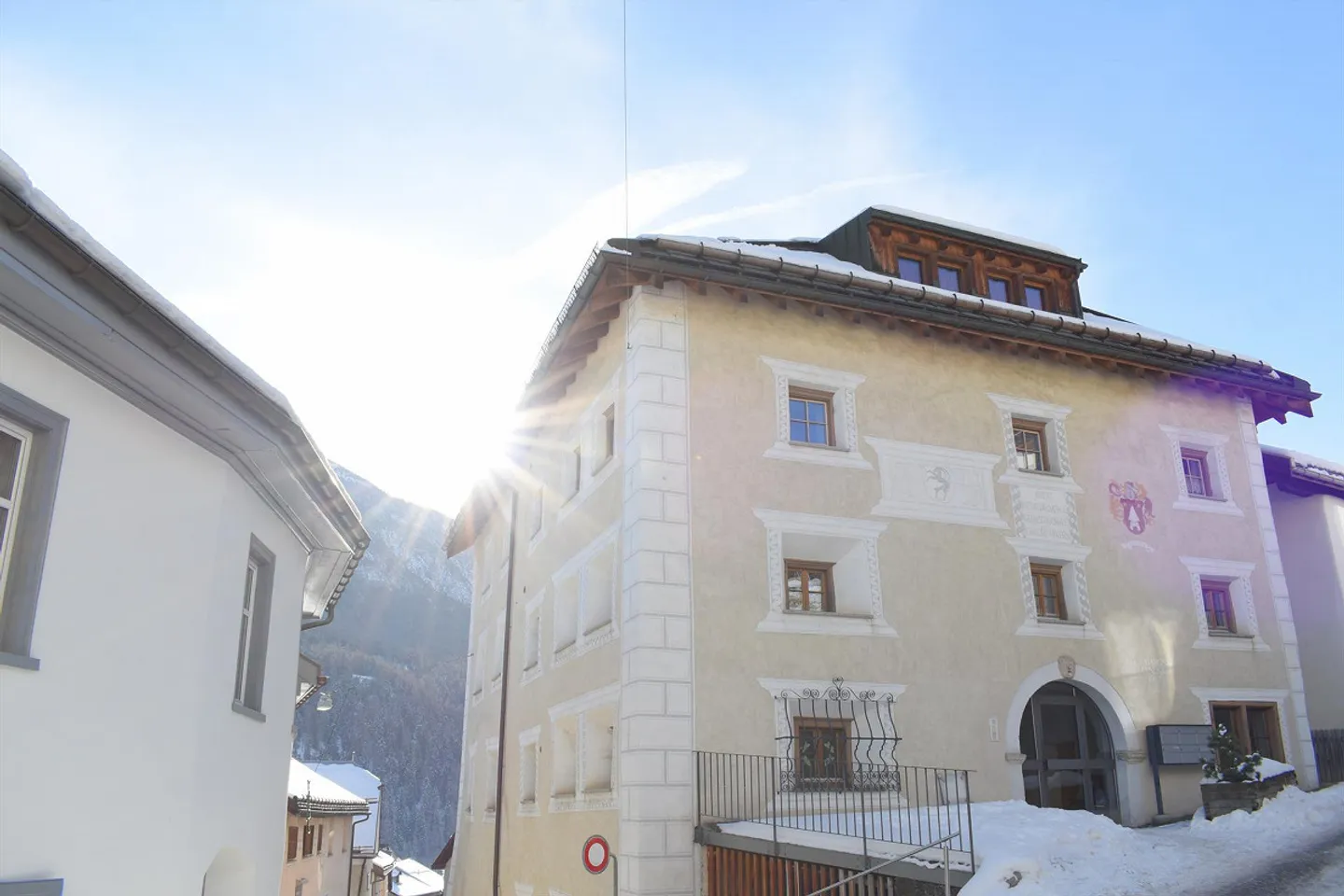 3 ½ Room Apartment in Chasa Margna Scuol - Photo 2 of 8