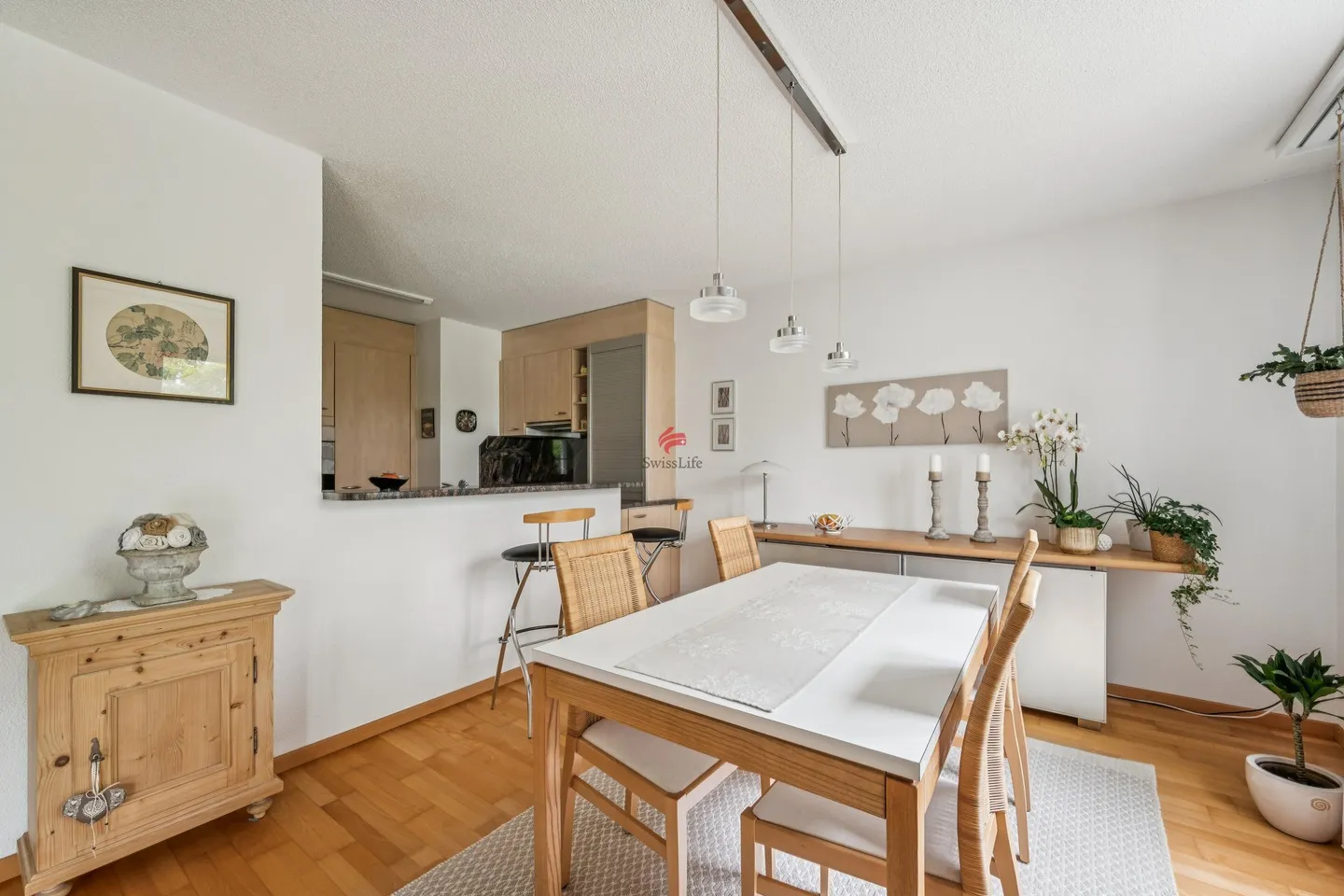 Charming Garden Apartment - Photo 4 of 8