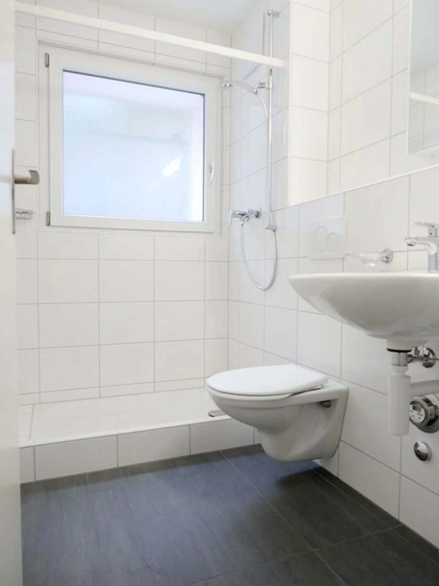 Sunny apartment with balcony - Photo 5 of 7