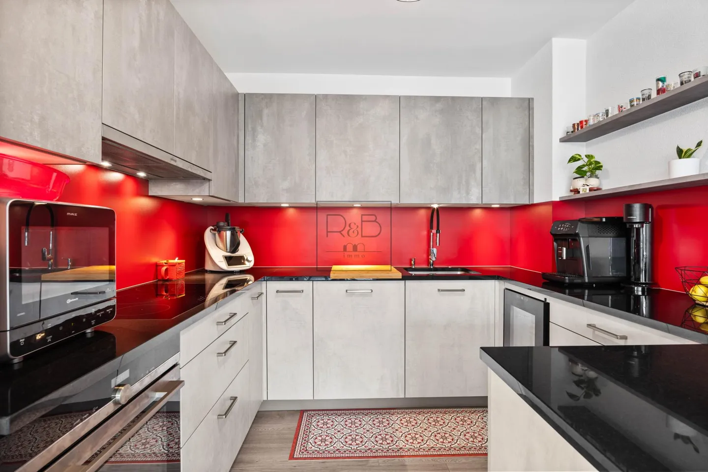 Casa Familiare Moderna con Giardino - Foto 6 di 10