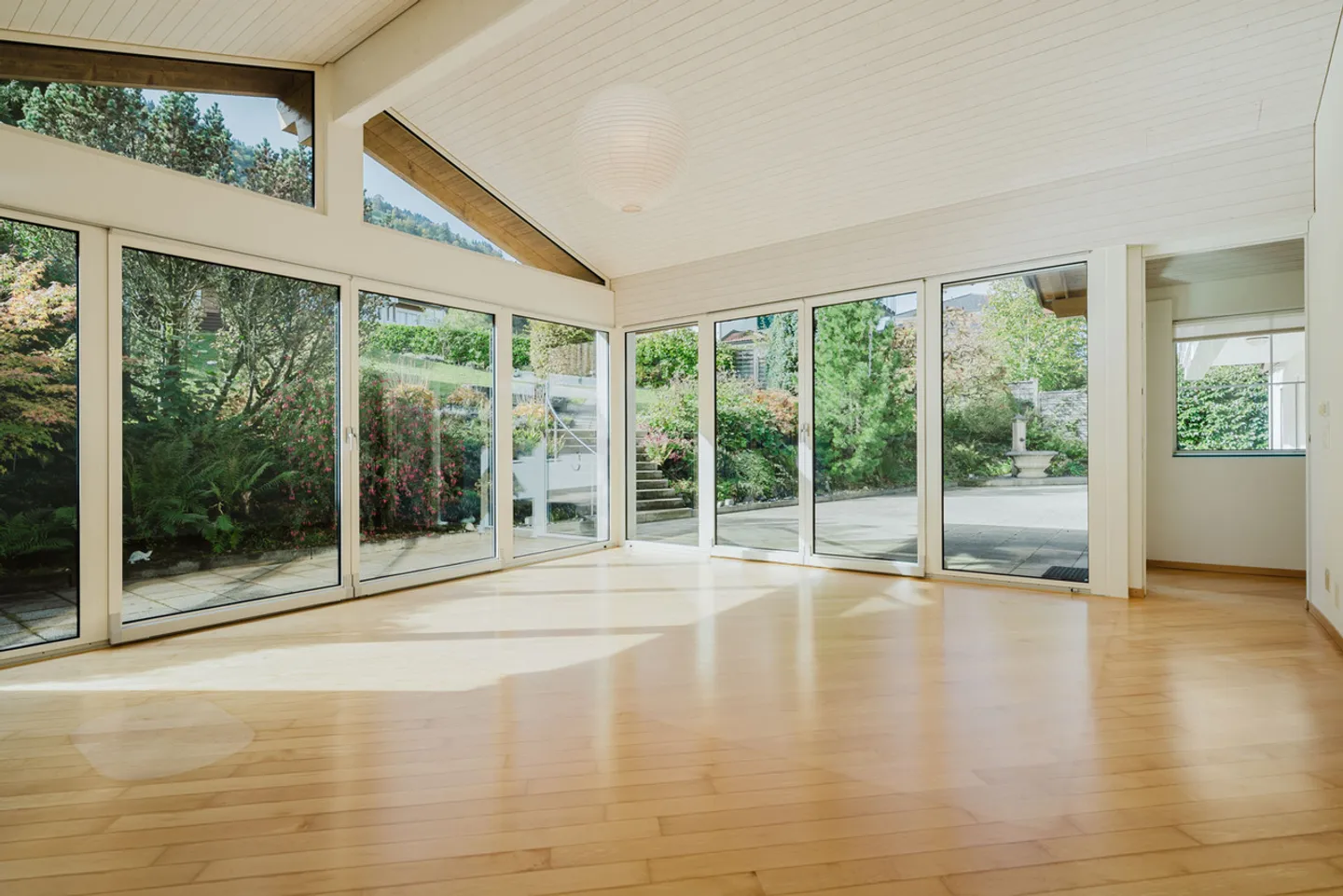 Luxe, Nature et Intimité Haut au-dessus du Lac des Quatre-Cantons - Photo 3 sur 4