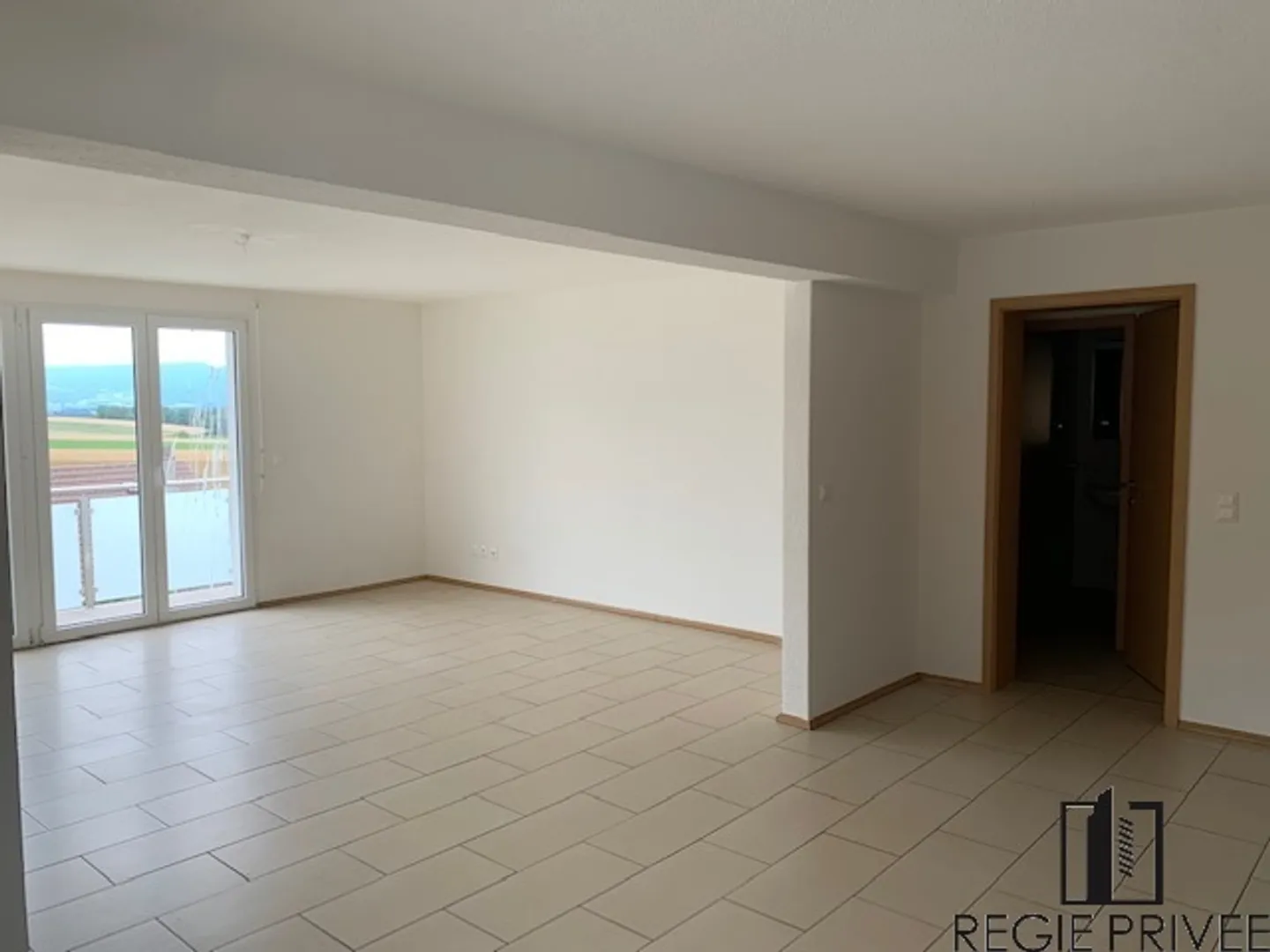 Appartement de 4.5 pièces au 1er étage - Photo 8 sur 9