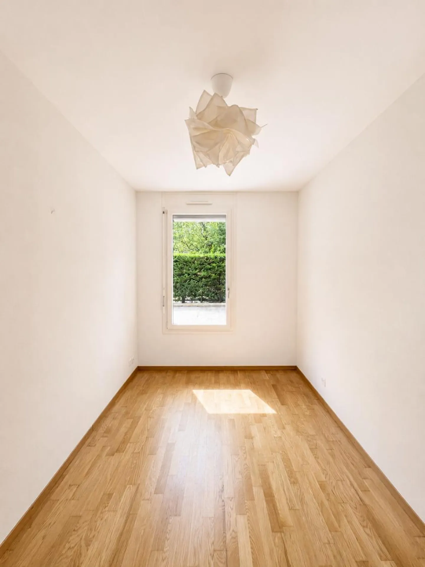 Beau duplex lumineux avec 5,5 pièces et jardins - Photo 6 sur 13
