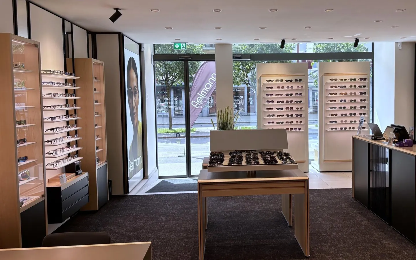 Investition in ein 2023 renoviertes Gebäude: Außergewöhnliche Rendite von 179'952 - Foto 4 von 13