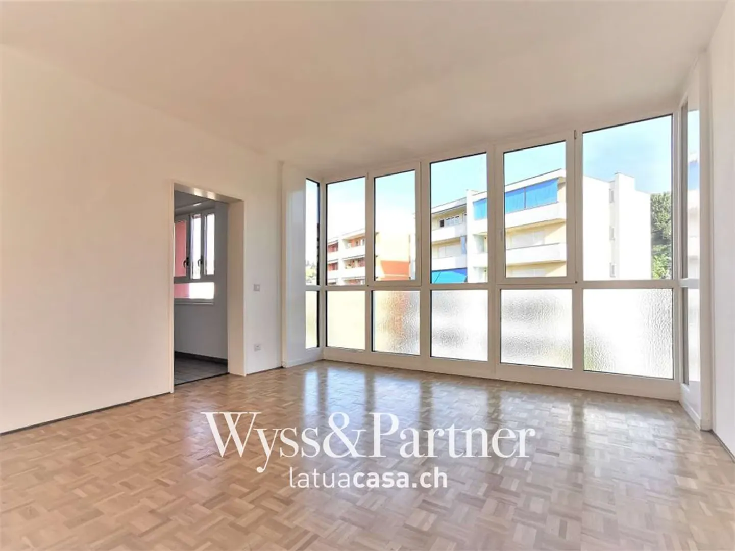 Helles 4.5-Zimmer-Apartment in Balerna - Foto 1 von 12