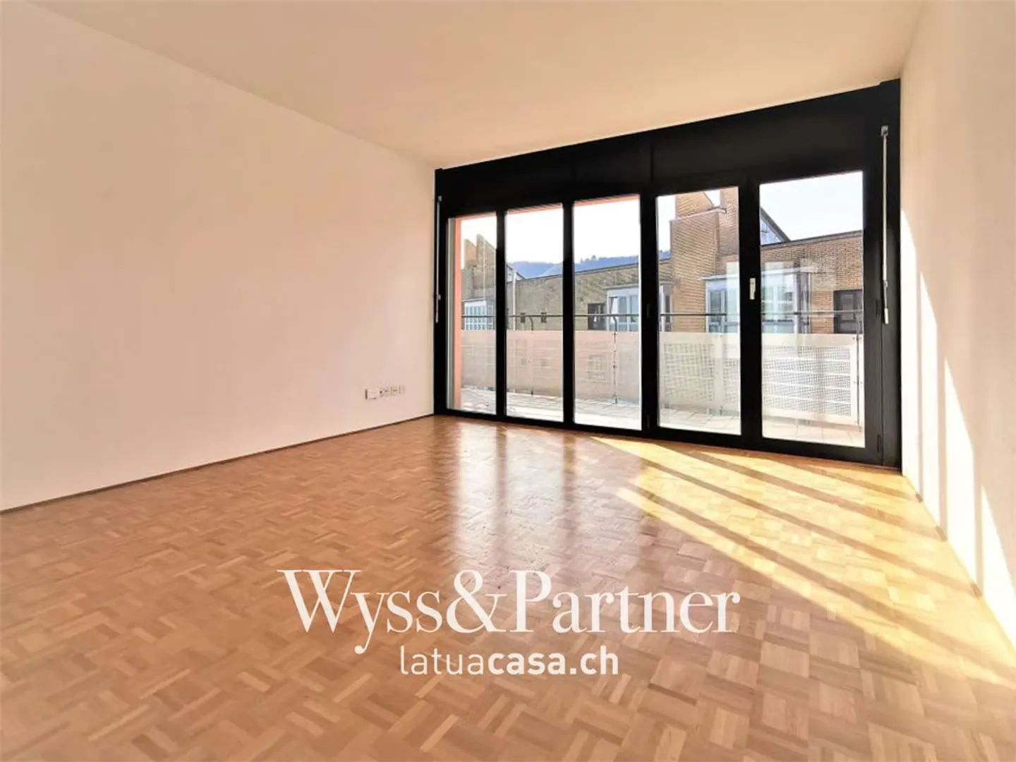 Helles 4.5-Zimmer-Apartment in Balerna - Foto 9 von 12