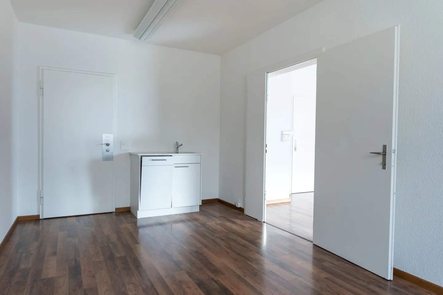 Espaces de bureaux modernes dans un emplacement central au centre-ville de Bienne - Photo 1 sur 9