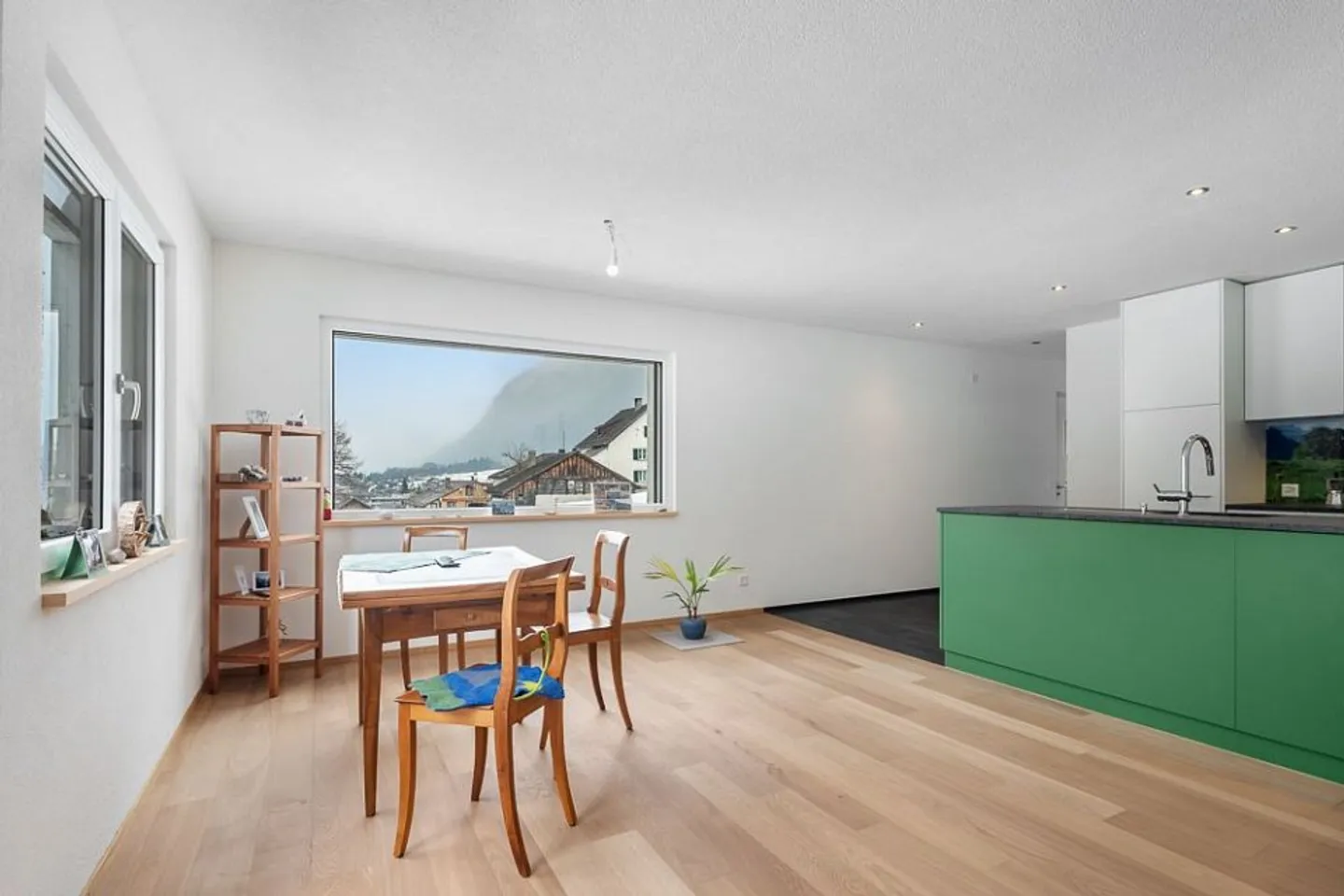 Appartement moderne de 3½ pièces dans la verdure - Photo 3 sur 13